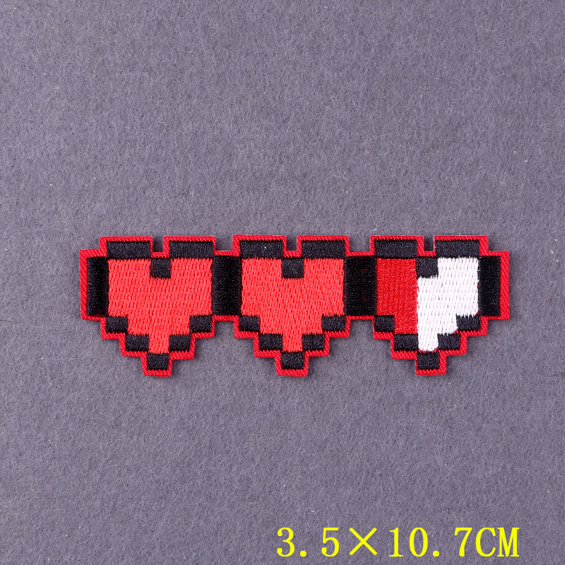 Pixel Heart เสื้อผ้าเทอร์โมกาว - Board Game Movie บทวิจารณ์และราคา