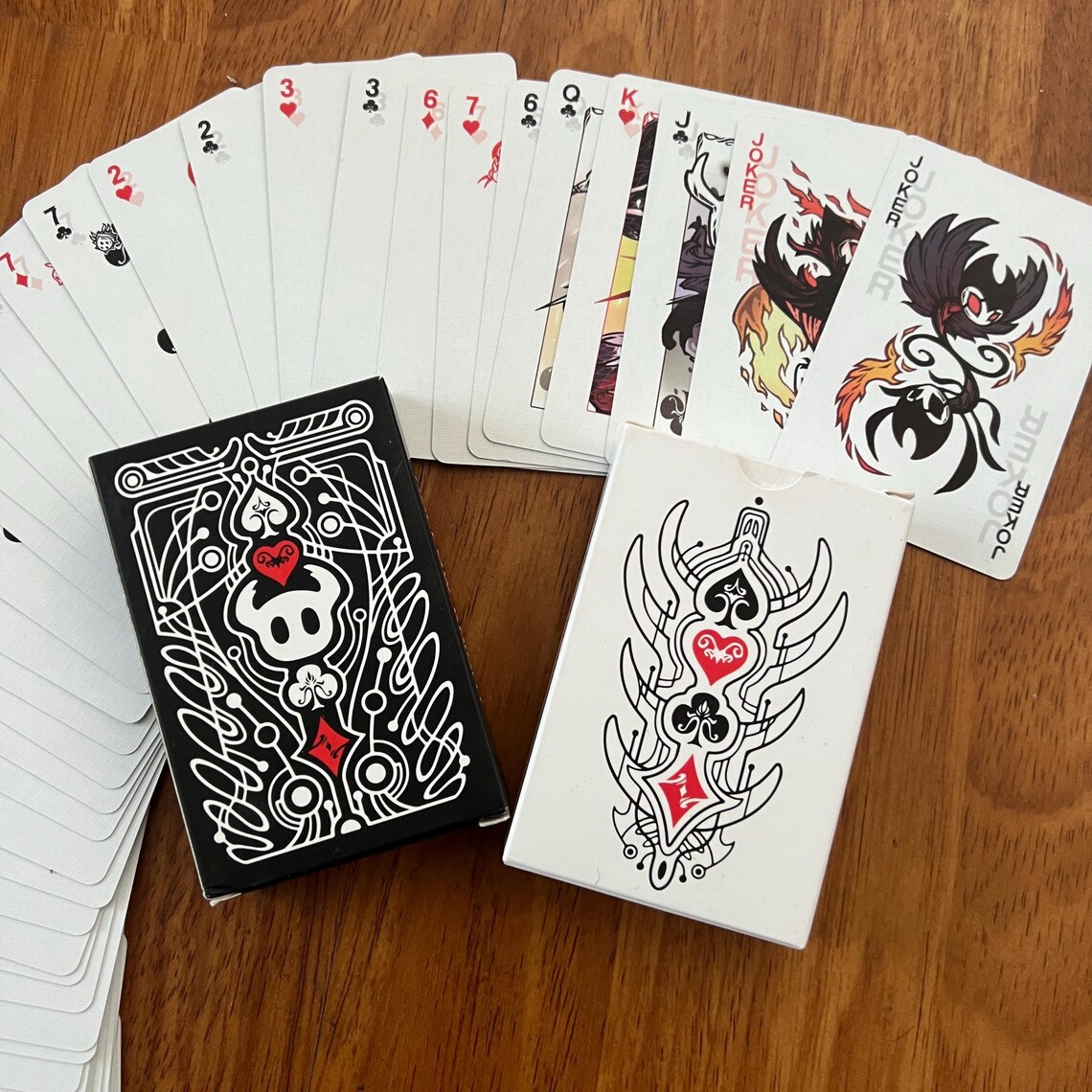 ชุดการ์ดโป๊กเกอร์ฮอลโลว์ไนท์มา - Board Game Movie บทวิจารณ์และราคา